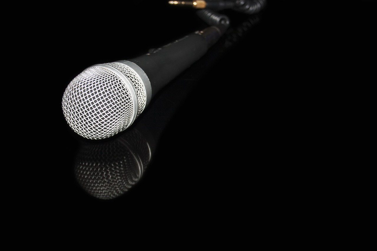 Microphone